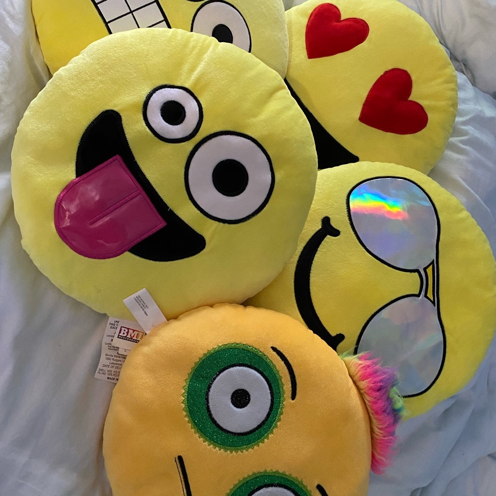 NWOT emoji pillows